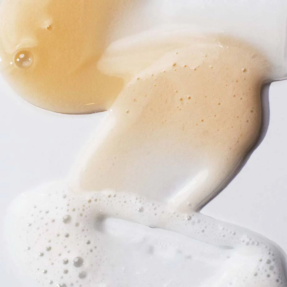 Pureology SMOOTH PERFECTION Shampoo - Image 2